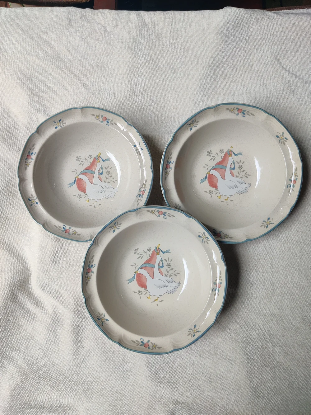80s International Marmalade Country Goose Large Bowls 3 Pear Blue Ribbon 9.25